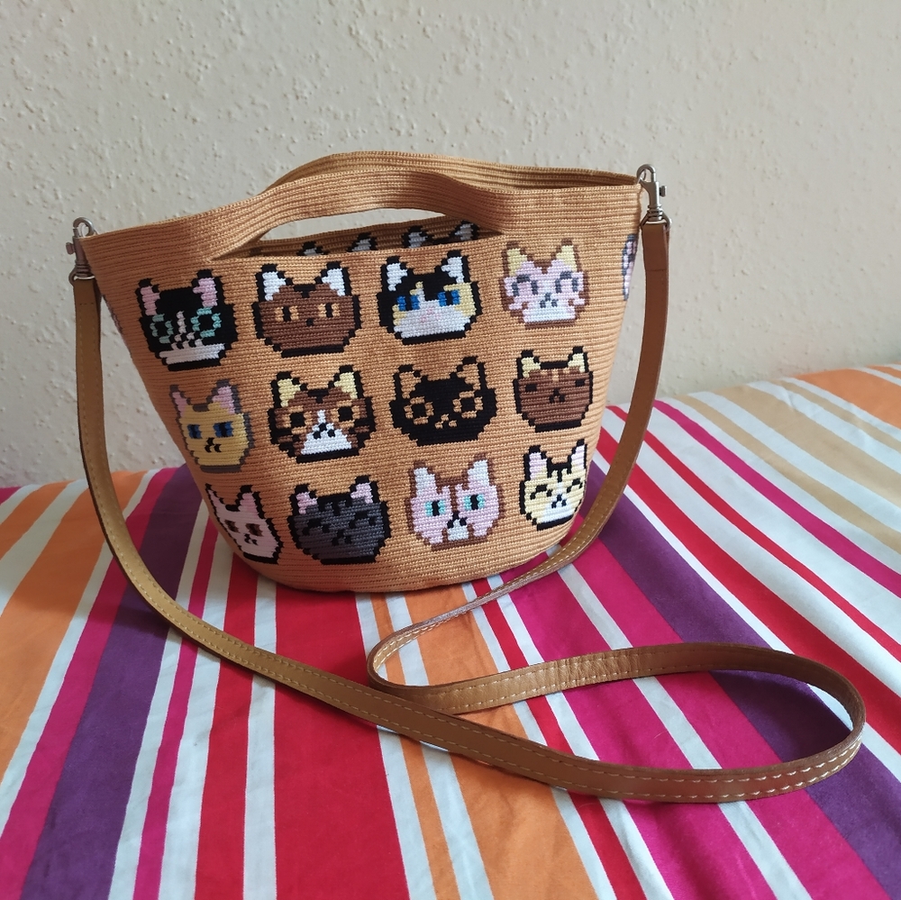 Handmade Wayuu Mochila Small Tote/ Shoulder Bag